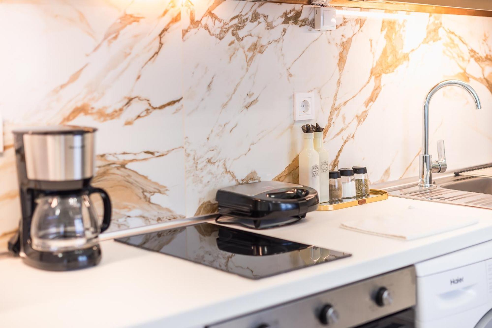 Modern Apartment 200M From Acropolis 100Mbps Netflix أثينا المظهر الخارجي الصورة
